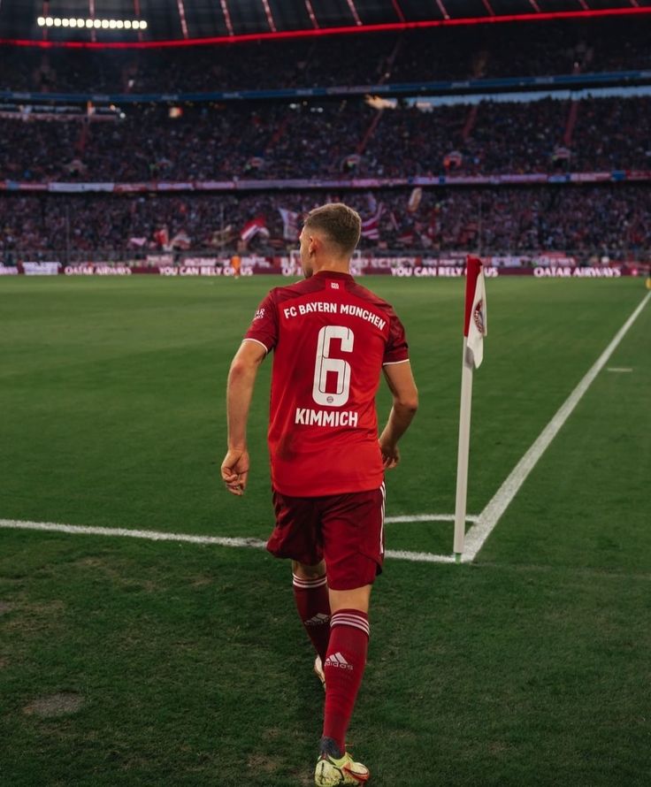 Kimmich_FR's tweet photo. [THEARD] Joshua Kimmich: Le Maestro du Bayern 🌟

(Like x Retweet pour la visibilité 🙏) https://t.co/WuxYEdj4RN