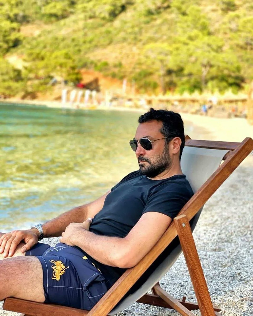 menoturkish's tweet photo. ⁦رسميا 
ساروهان هونيل ين��م الى مسلسل هذا العالم لا يسعني
من اعماله : وتمضي الايام المؤسس عثمان و الورد الاسود 
#BenBuCihanaSığmazam⁩ 
#وتمضي_الايام
#هذا_العالم_لايسعني
#اوكتاي_كارينجا
#meno_turkish
#menoturkish https://t.co/YpMXko0MQQ