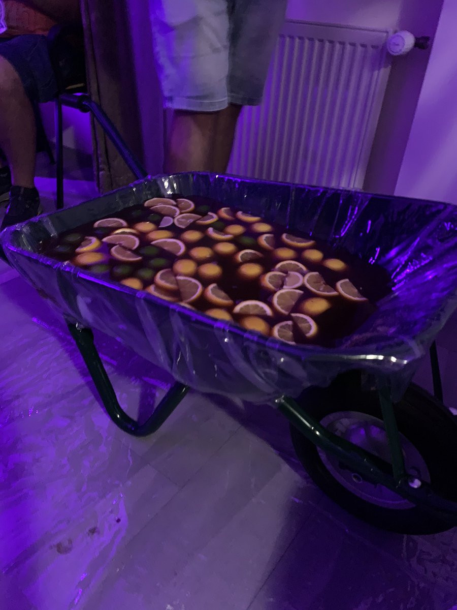 VolskarWolf's tweet image. Back from @SloFluffCon, Slovenia’s first furry con 🇸🇮. Wow it was fantastic. I went there knowing 20 furs, and came home with a 100 new friends. 

To finish the con, I spent €300 on a 80L Cocktail Party for everyone 🍹

Thanks guys ❤️

🦊🐺 @HexagonHusky and I.
📸: @ShandoFluff