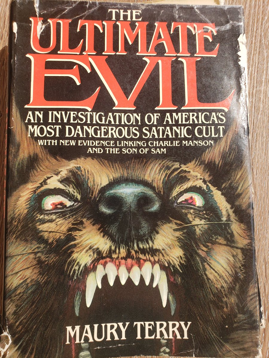 watterscat4's tweet photo. Fitness HAD to be my priority since the 70s due to what I lived. reading #TheSonSofSam #NYC in the #70s was a cesspool already! Conditions CREATED The SonS of Sam. the little guy had "Offense" and the city was on #Defense. WAY behind. #fitness would be #Thriving for ALL people! https://t.co/rQzD4LW3Vy