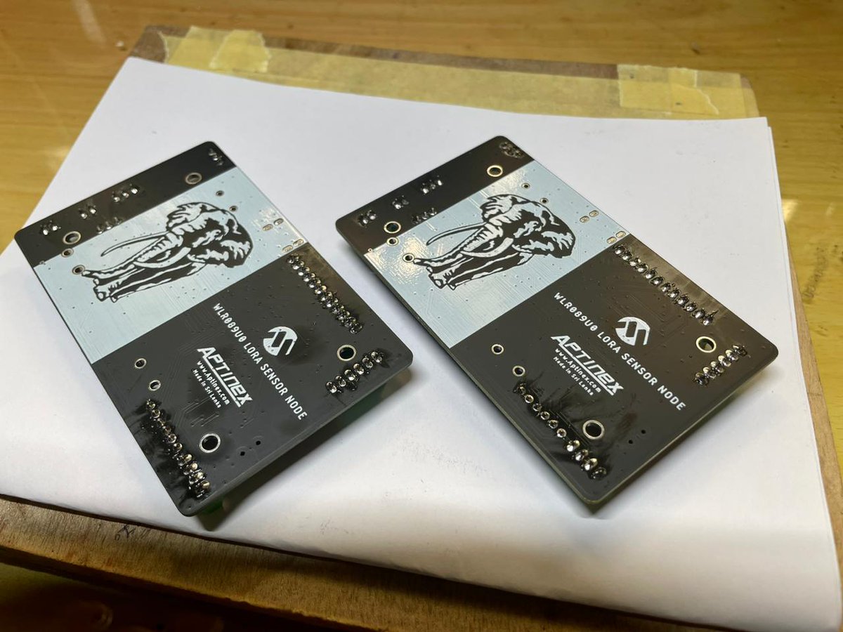 Aptinex's tweet photo. Aptinex WLR089U0 LoRaNODe pre-release pics 
@MicrochipTech @MicrochipMakes #srilanka #LoRA #thethingsnetwork #arduino #electronics #iot #raspberrypi https://t.co/vogON4Xt4v