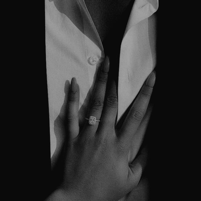 Khizzle4's tweet photo. 𝐓𝐡𝐞 𝐁𝐨𝐝𝐲𝐠𝐮𝐚𝐫𝐝
Jungkook x Oc local AU
—sometweet 22+

"Lu gaperlu tau siapa gua. Cukup nikmatin apa yang gua kasih..."

©Khizzle https://t.co/ySALzKBwgx