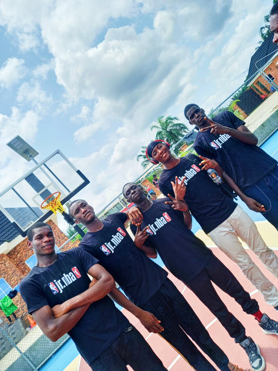 BASSEYPASCAL4's tweet image. Living up to my dreams 🏀💪💯