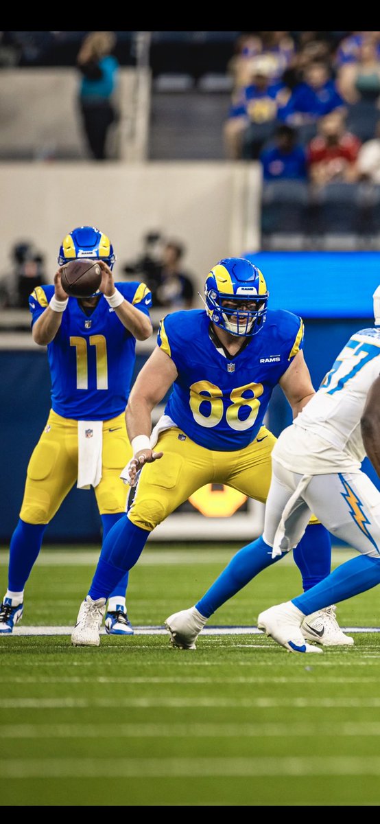 Austen Bujnoch tweet media