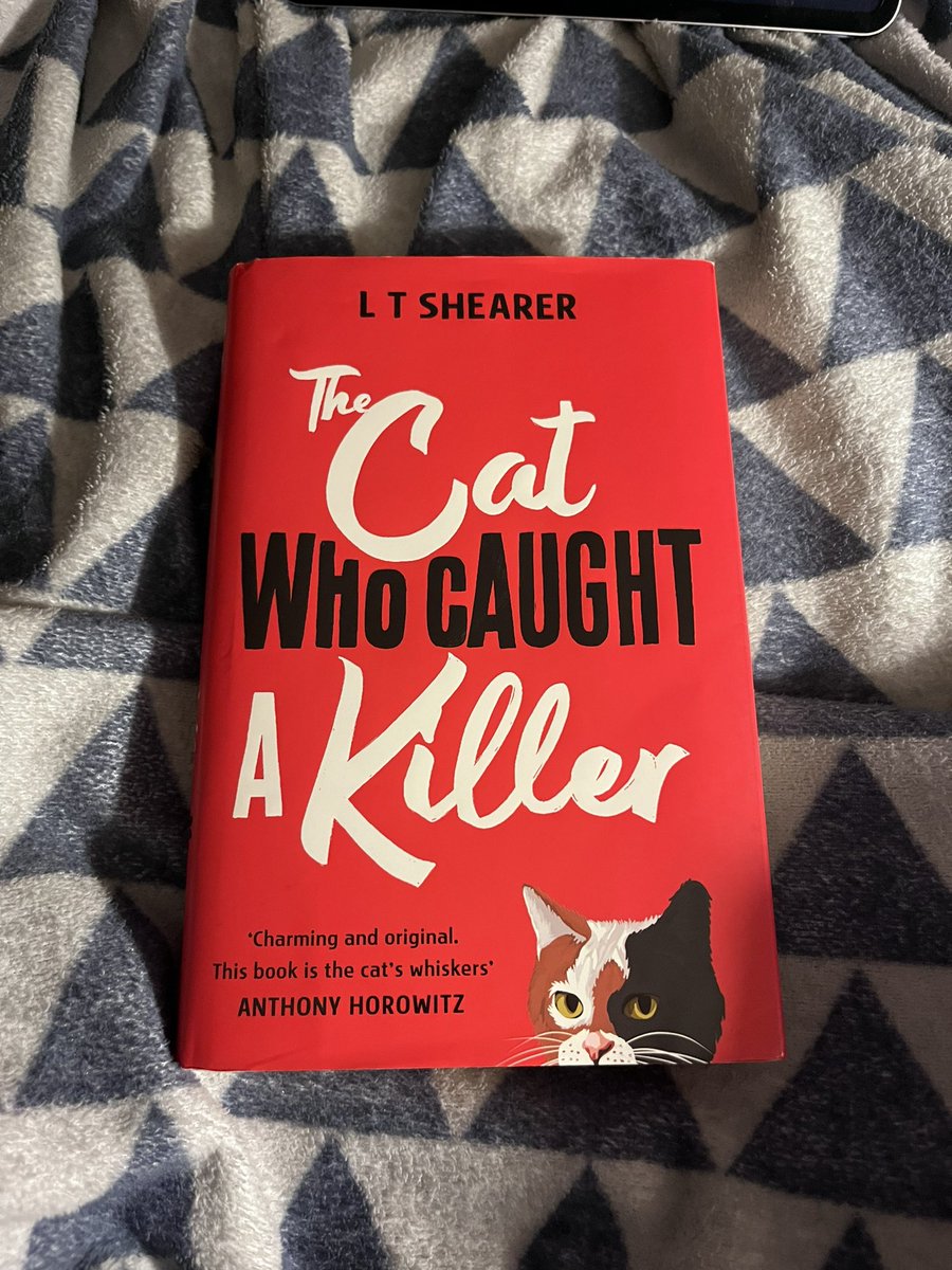 racheldrymon's tweet photo. The Cat Who Caught A Killer by L T Shearer. Half way through but it’s pretty good! Slow start but worth that slow start. #readingcommunity #BookReview #BookTwitter #cat https://t.co/fPsD3EJ79X