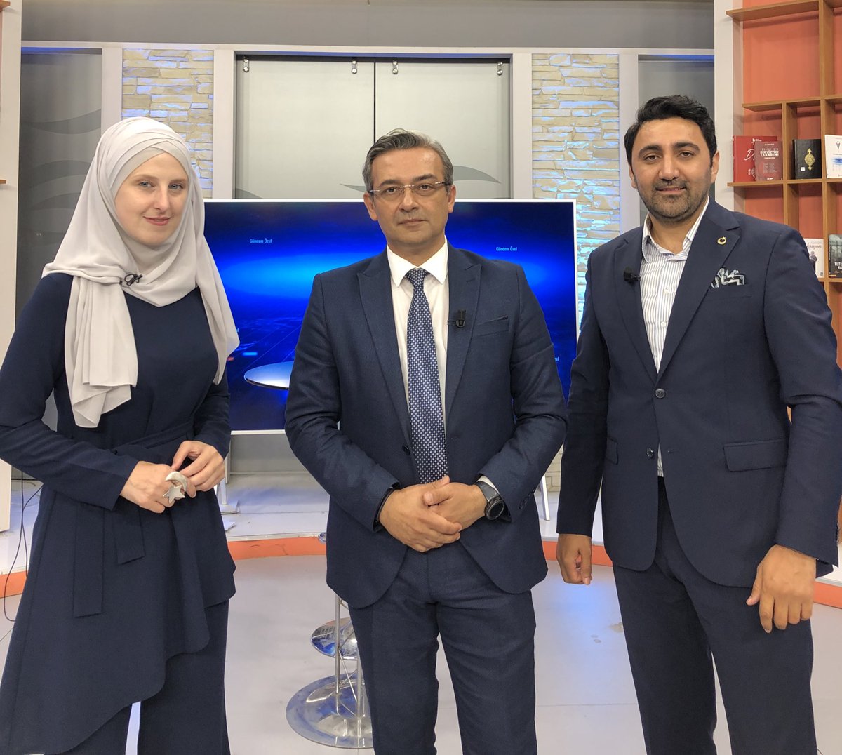 Birazdan Akit TV’de başlıyoruz. <a href="/oziyakaplan/">O.Ziya Kaplan</a> <a href="/hadidundar/">Av. Hadi Dündar🇹🇷</a>