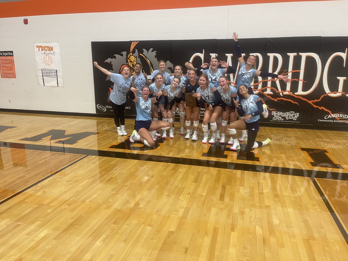 SWRoughriders's tweet photo. Girls Win! https://t.co/JBiEcE3hwH