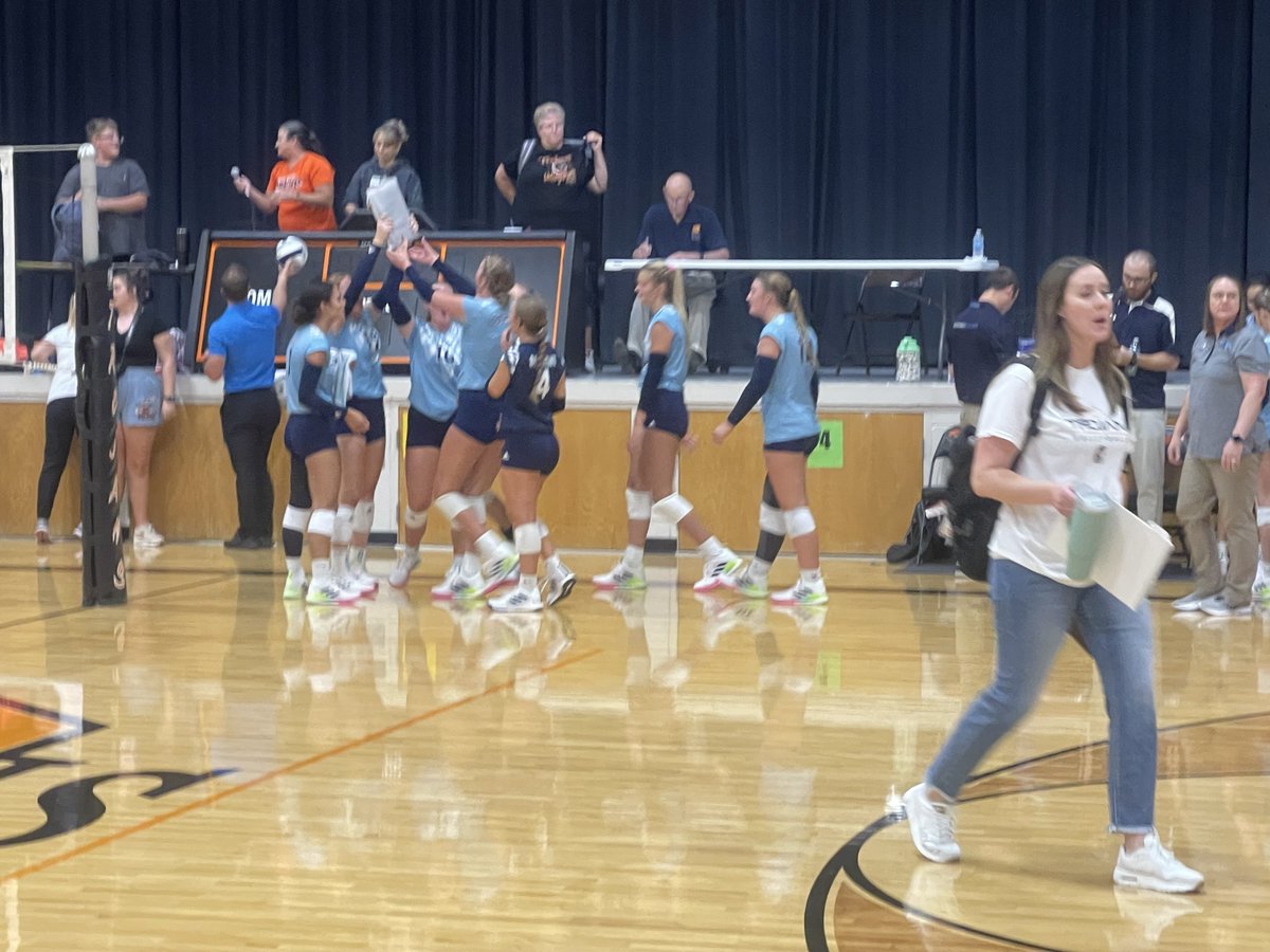 SWRoughriders's tweet photo. Girls Win! https://t.co/JBiEcE3hwH