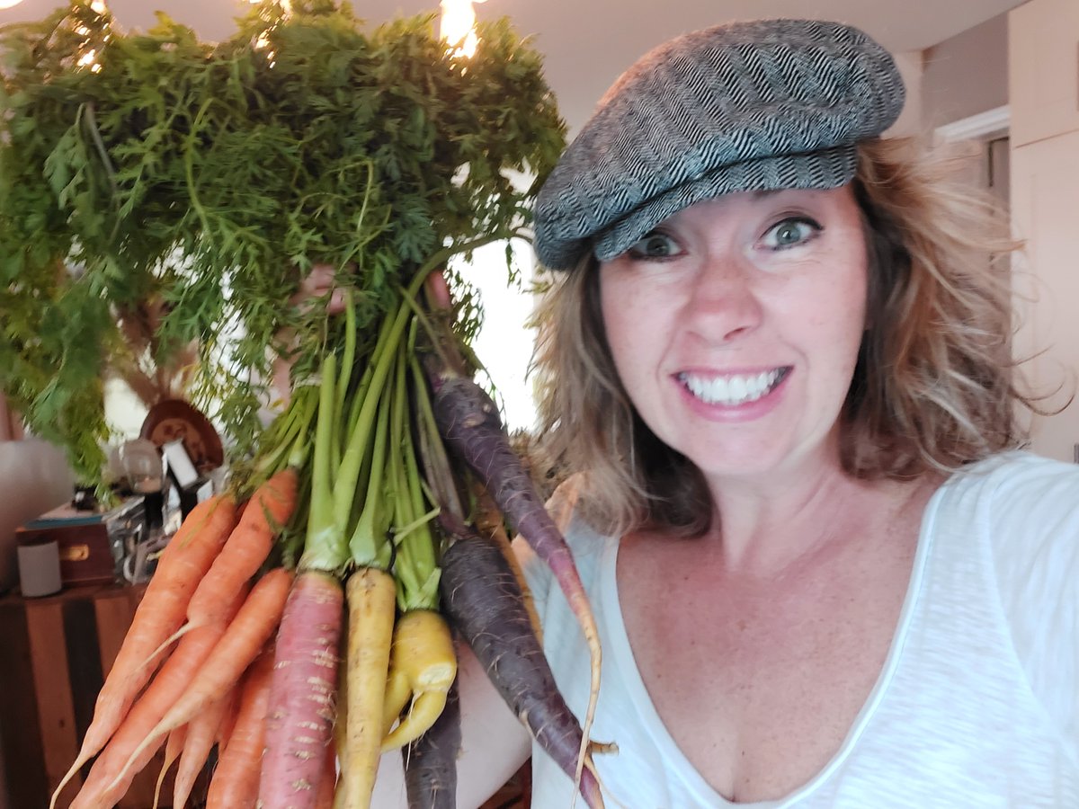 TCIChefs's tweet photo. Up to over 25 Chefs for our 6th annual Thistletown Chefs Harvest Party. Amazing food stations, cooking demos, silent auction with fabulous dining and entertainment options! This party is a 'foodies' dream come true:https://t.co/AZynwP5opE https://t.co/3iDQLmXT3K