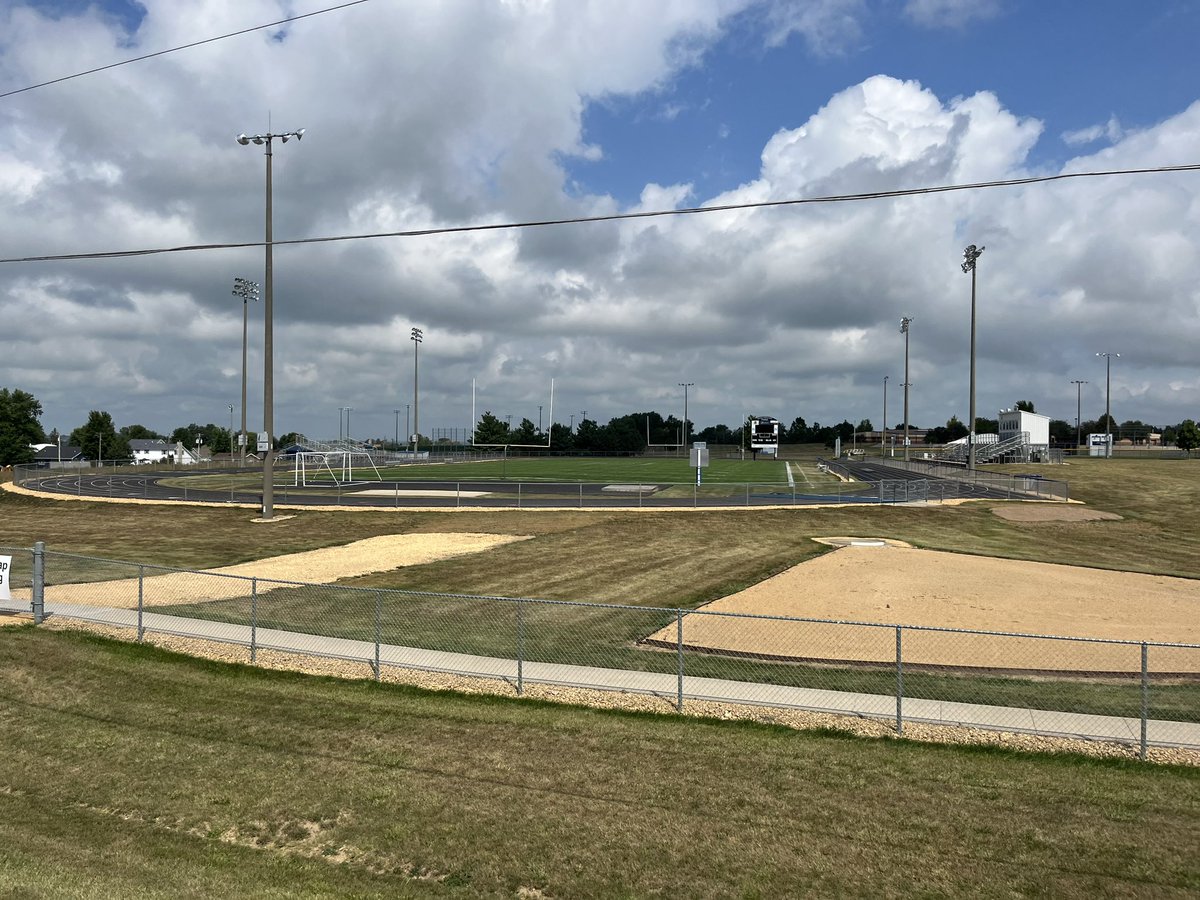 Chet don get spanked here 🥹🥵😵‍💫<a href="/BellevueBarsto1/">Barstool Bellevue</a>