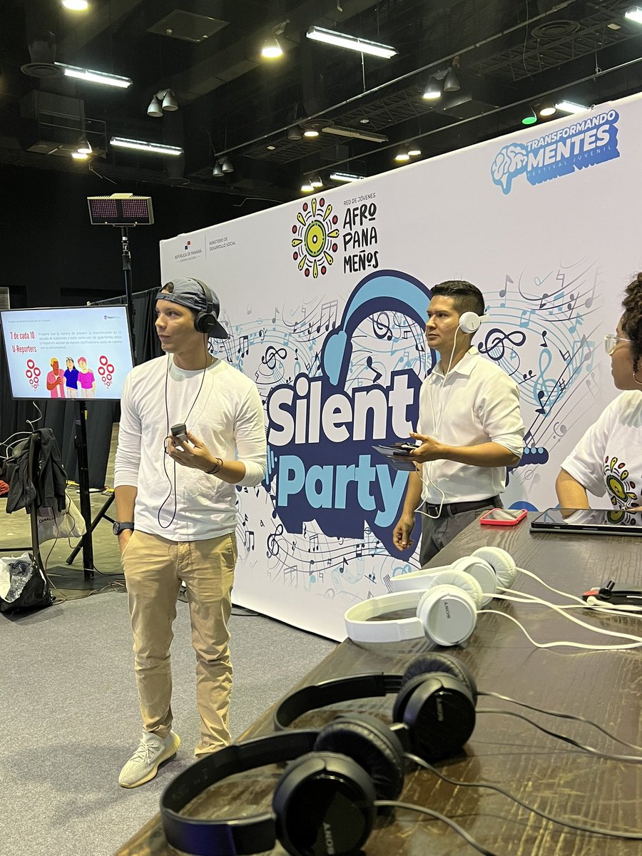 ndramiro's tweet photo. 📍San Francisco
Vayan al Festival Juvenil #transformandomentes en Atlapa, hoy, hasta las 5pm. Buenísimo y gratis😉 https://t.co/YsuiPl2XCs