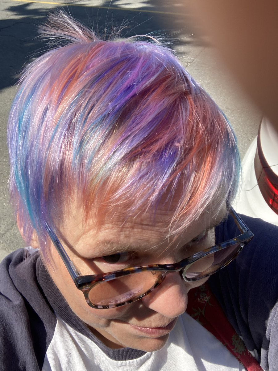 tavey's tweet photo. This is what pastel mermaid looks like! https://t.co/vHuru8zWF9