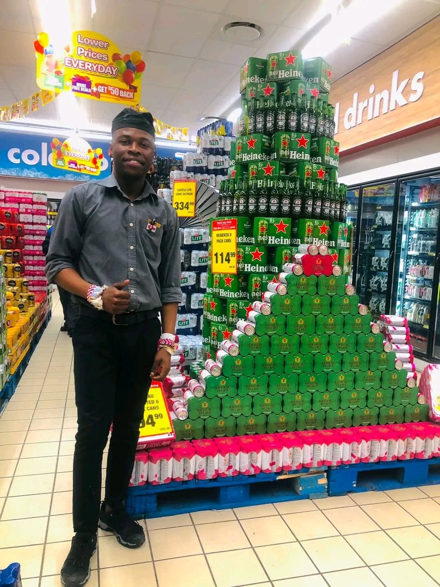 EsihleNdlebe's tweet photo. Sibuyeke njani xa iGroetman yakuGatyane ibu display kanje😂😂 https://t.co/3HordeTqdi