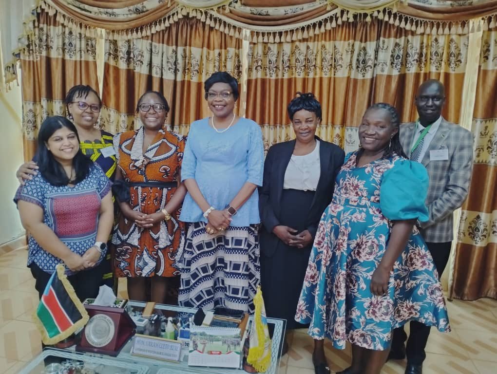 AUC_PAPS's tweet image. #AUMISS, in collaboration w/ @ACCORD_online  just concluded a 6-Day Training of Trainers (ToT) for Women Mediators &amp;amp; Peacebuilders in #Wau, #SouthSudan, organized within the context of the #FemWise-South Sudan national chapter.(1/3)