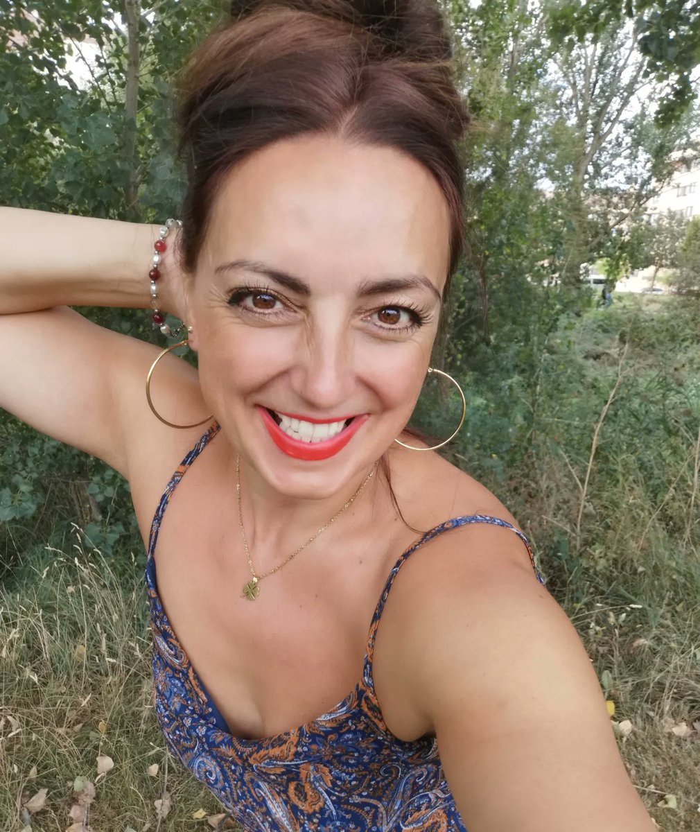 KatalinaCoach's tweet photo. El autoconocimiento es uno de los factores que más influyen en nuestro bienestar personal y es la clave para poder relacionarnos con los demás.
https://t.co/WIjZNLx688
La mayor sabiduría que existe es conocerse uno mismo. (Galileo Galilei) https://t.co/LZdNNzSZNM