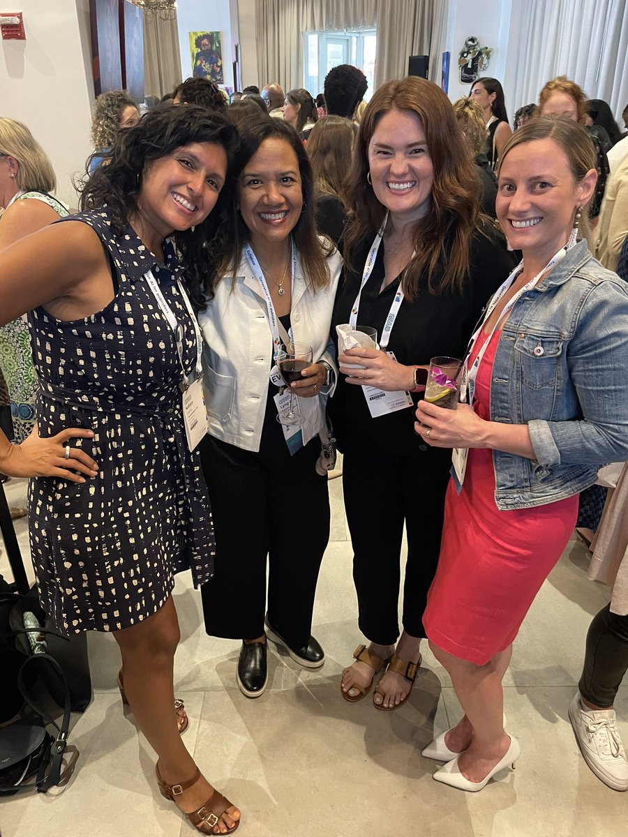 lynghou's tweet photo. #ONAWLA 21 represented at #ONA23 @Fancy_KatShep @nataliathinks #Philadelphia https://t.co/PTeN9GvJAS