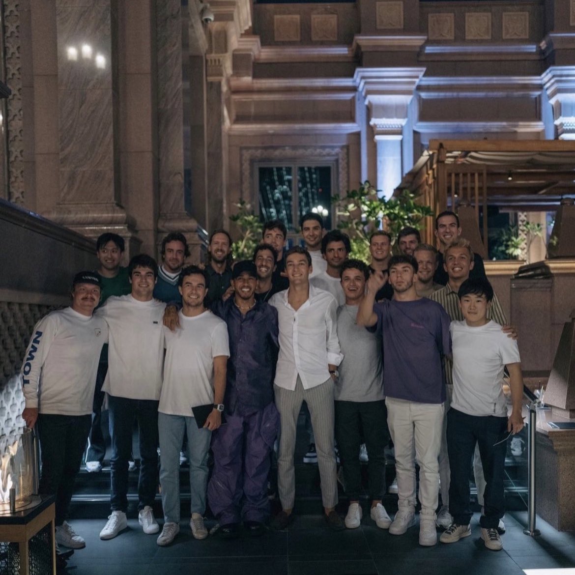 formula one thinker 💭 tweet media