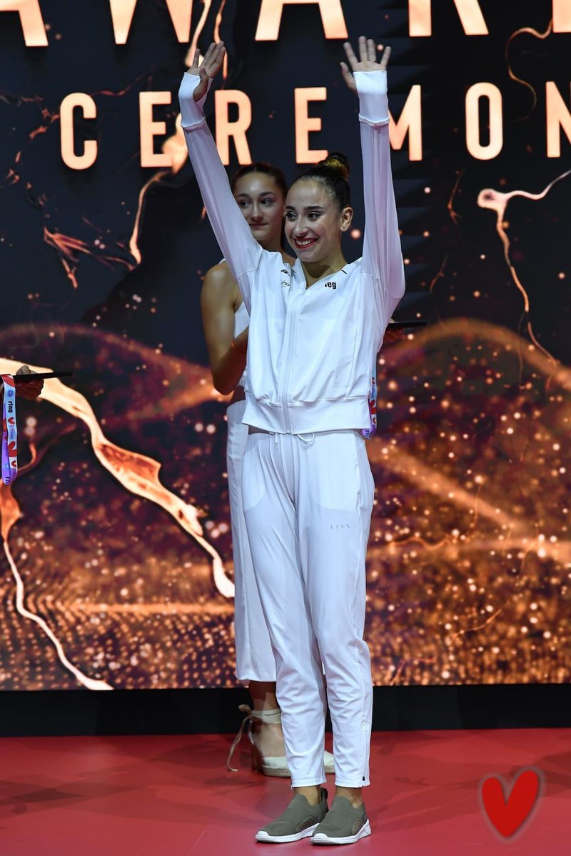 RFEGimnasia's tweet photo. Alba Bautista, galardonada tras concluir la final All Around en octava posición posicionándose en el top ten mundial. ¡Enhorabuena! 👏🏼 #TeamESP 🇪🇸 #RhyWorlds2023 https://t.co/LWPLIMvzxY