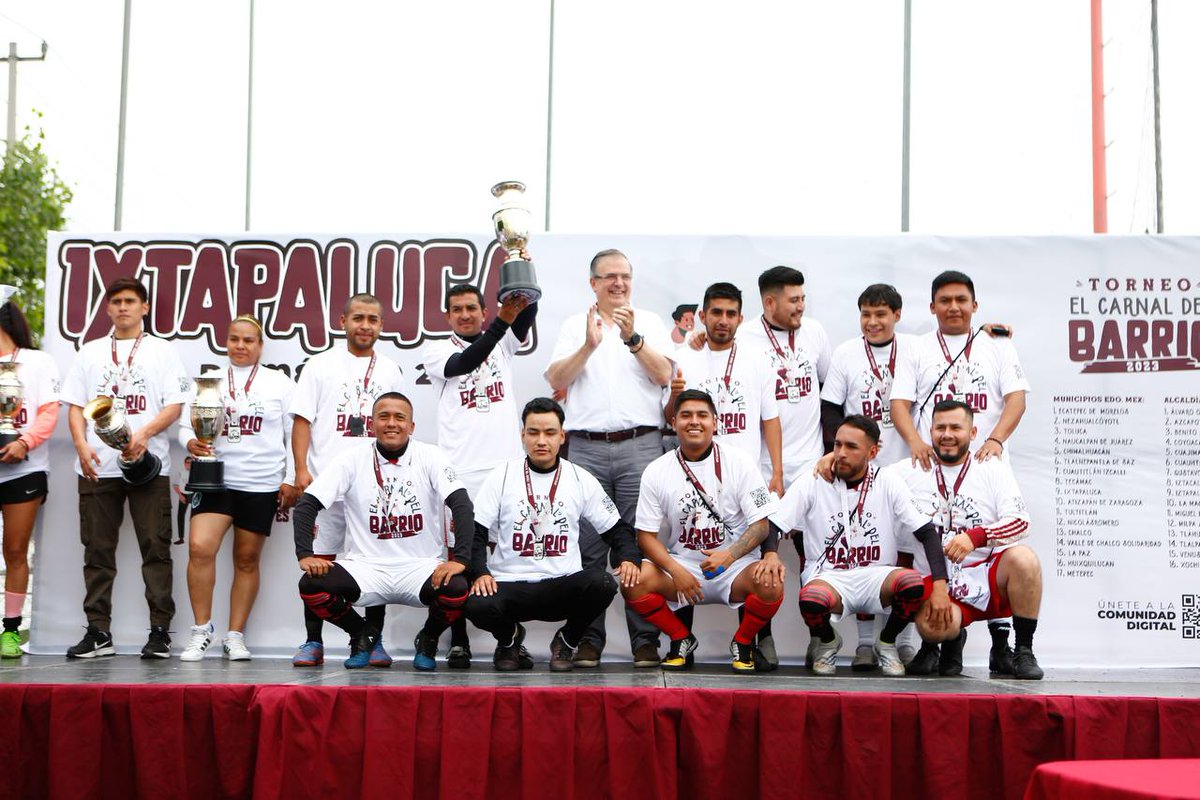 ComeleCarnal's tweet photo. ¡Felicitamos a los ganadores de este torneo que se creó con el objetivo de fomentar la salud a través del deporte! 🏆 https://t.co/kf4gl25EUA