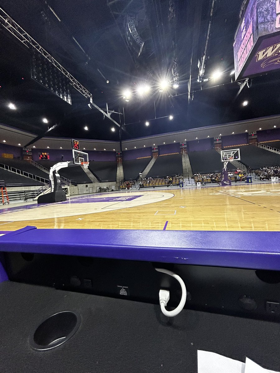 Standouts from @CatamountMBB Elite Camp: 2024 Isaiah Sutherland Ellis Graham 2025 Jaylen Claggett JD Bowden Jacari Brim King Keary Jonah Lawrence Caleb Thomas Lawrence Sanford DeVaughn Brown Jordan Watford Kaleb Evans Darius Washington Jo Ahart Jackson McVery Tre Singleton