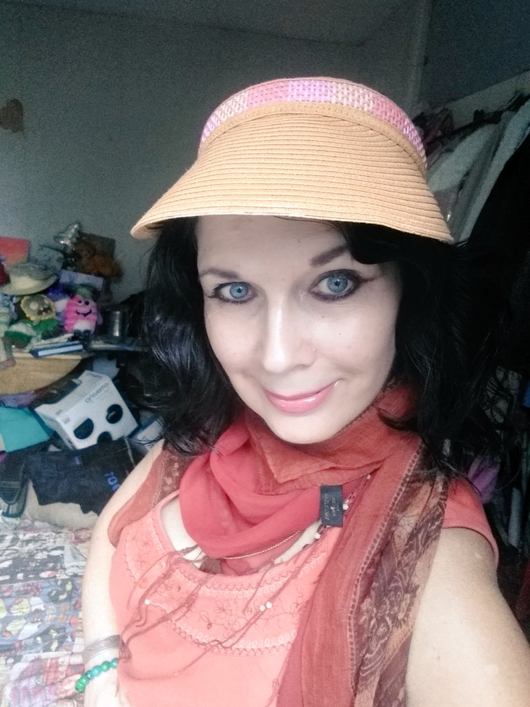Bono66020372's tweet photo. #radiantfilter the #tomatoegirltrend is all about a #woman who is ready for #seduction (well it has been #13years) but I'm simply #naughtbutnice & I've #practiced #celibacy for 13years!! The latest look is the #orangegirlsummer & I'm wearing an #orangetop & #orangeskirt #outfits https://t.co/FKVTNCyCFn