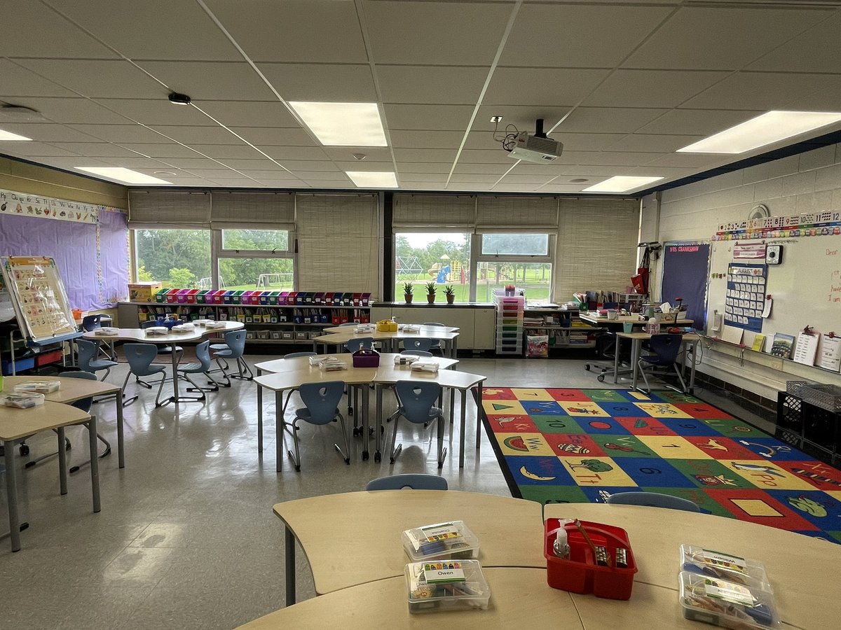 CrankshawMolly's tweet photo. My room is complete! I am ready for 21 1st graders at Allen Elementary on Monday morning! It’s going to be a great day! We are going to embrace the “Go slow to go far!” Mentality. I couldn’t be more excited! 🍎🦅 @A2SchoolsSuper @A2schools #OutOfRetirememt #LongTermSubstitute https://t.co/A7ayXoMVlJ
