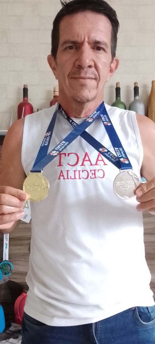 ValterFelixGui1's tweet photo. Ouro nos 5mil e prata nos 1500mts. https://t.co/2Vo1MgMxJD