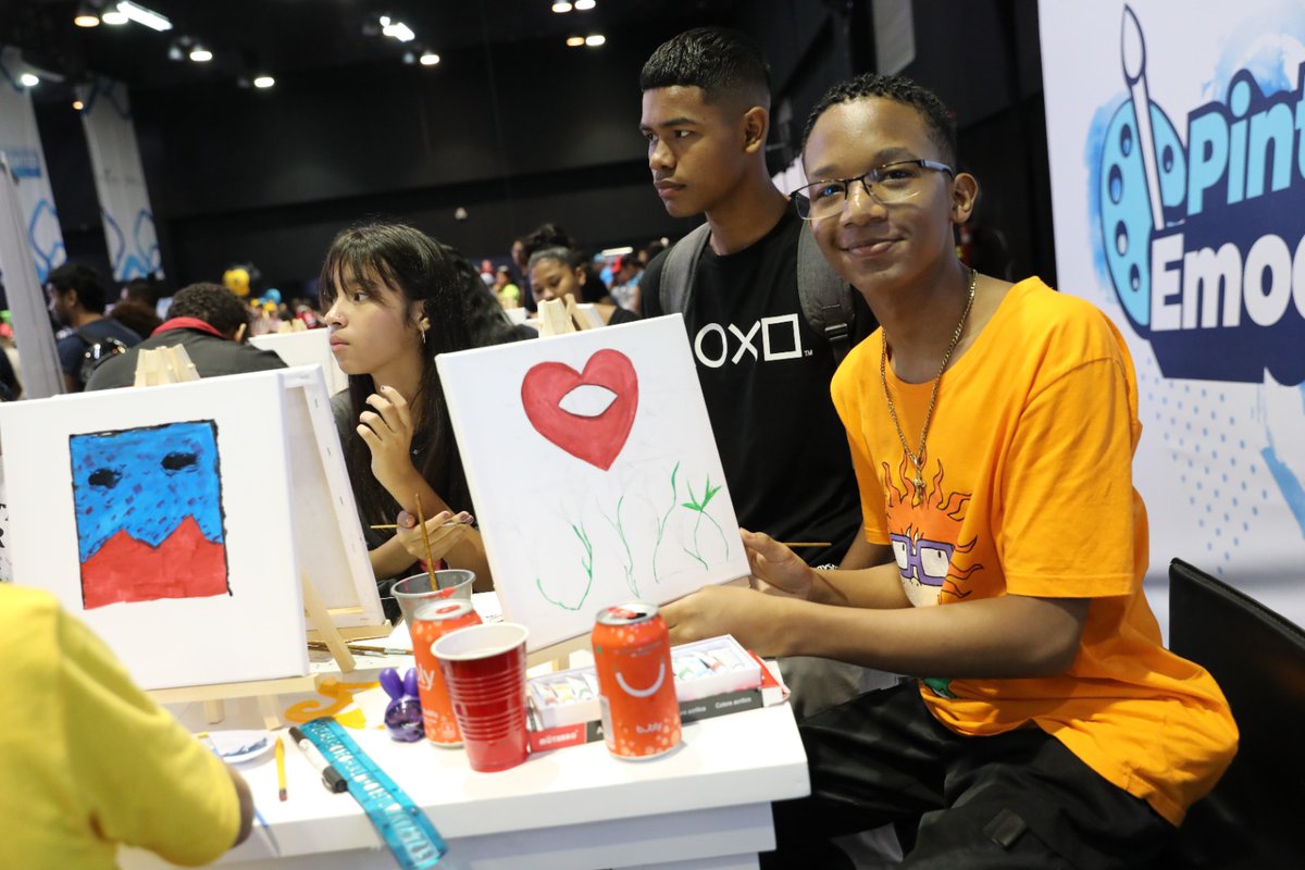 midespanama's tweet photo. El stand de @MiCulturaPma activó la creación e imaginación de los jóvenes con su taller pintando emociones, donde los chicos, con pincel en mano, crearon expresiones artísticas que confirmaron que el talento sobra.
#TransformandoMentes #FestivalJuvenil
#TrabajandoPorPanamá🇵🇦 https://t.co/9K2JLthuB2