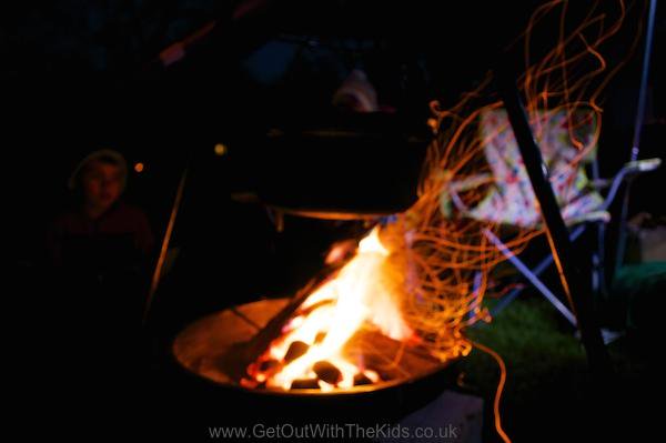 GetOutKids's tweet photo. The heart of every #camping adventure the #campfire #GetOuts https://t.co/Xrbe8sHGRp
