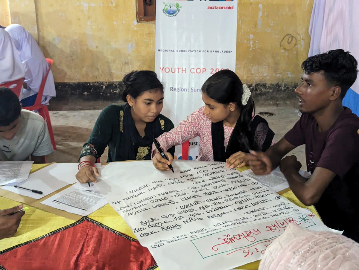 As part of #BangladeshYouthCoP2023 #ActivistaBangladesh organized a Regional Consultation at Sunamgaj, analyzed their climate vulnerabities to develop #GreenManifesto2024 
#ActionAidBangladesh
<a href="/kabirfarah/">farah kabir</a> <a href="/N_A_Miraz/">Nazmul Ahsan Miraz</a> @MuhammadMATamim