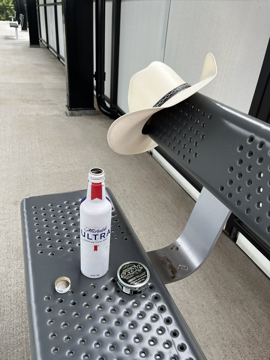 LarryInMissouri's tweet photo. Oh,Hell yeah….Let’s get this SATURDAY ON👊🏽🚨…#TowerTee https://t.co/xZ4uJjRqDr