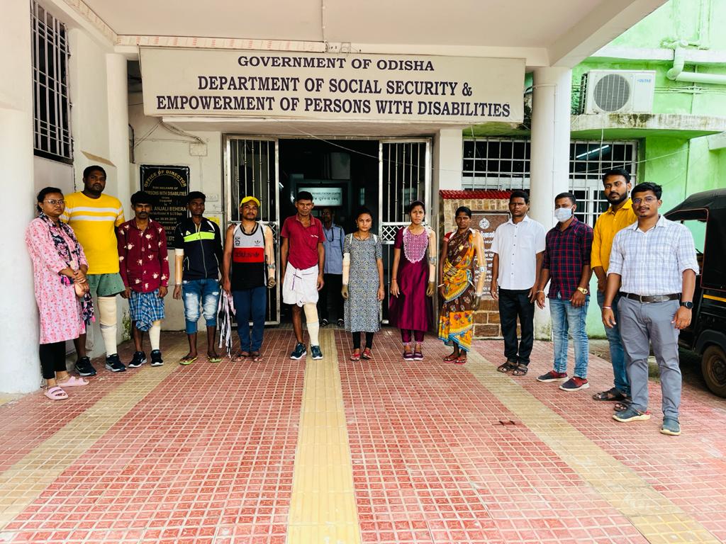 DssoMalkangiri's tweet photo. Witnessing some images after successful fitting of artificial limbs in favour of PwDs of Malkangiri Dist. discharged today from ARC, BBSR.
@dm_malkangiri 
@SSEPD2 https://t.co/tcNoWCT6F9