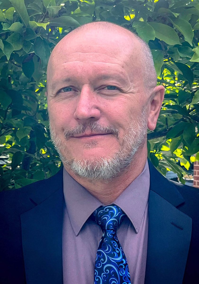 WellyAdvertiser's tweet photo. High school teacher wins international technology awards
https://t.co/UE6EPr37uS https://t.co/VmiyLhCPIA