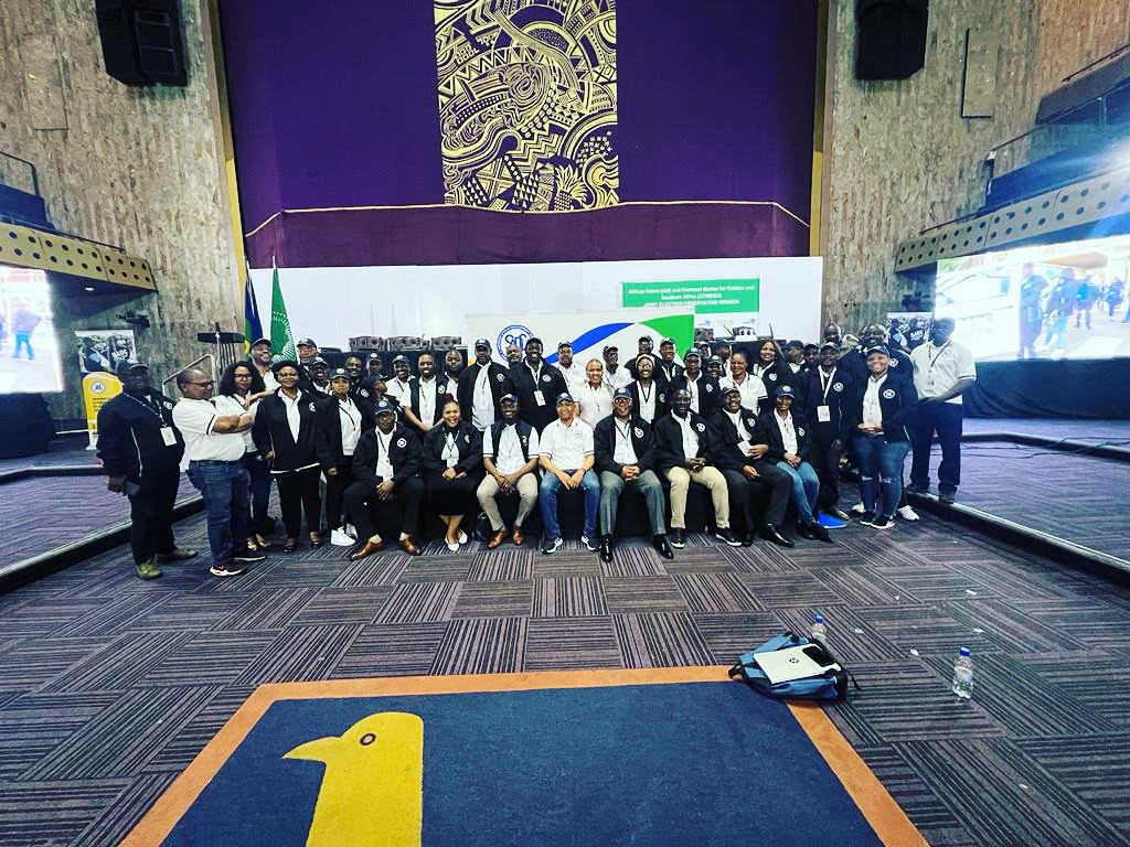 SADC_News's tweet photo. #SADC Expresses concern on statements made about its Electoral Observation Mission in Zimbabwe and the personal attacks to its Head of SEOM following the release of its Preliminary Statement on Zimbabwe Harmonised Elections.
Click link for Press Release:
https://t.co/h7HDK79x64 https://t.co/gZLOysWsQY