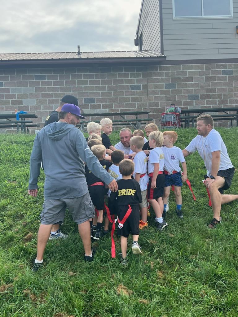 🏈 BIG SHOUT-OUT 🏈
To <a href="/LouisvilleYF/">Louisville Youth Football</a> Players and Coaches.
A team no-showed
🟣Our other team stayed back and played another game to help make another LYF team better!
🟡Lots of Lions playing hard and serving each other!
#PurplePride
#TheVille
#IronSharpensIron
#WearPurpleBeGold