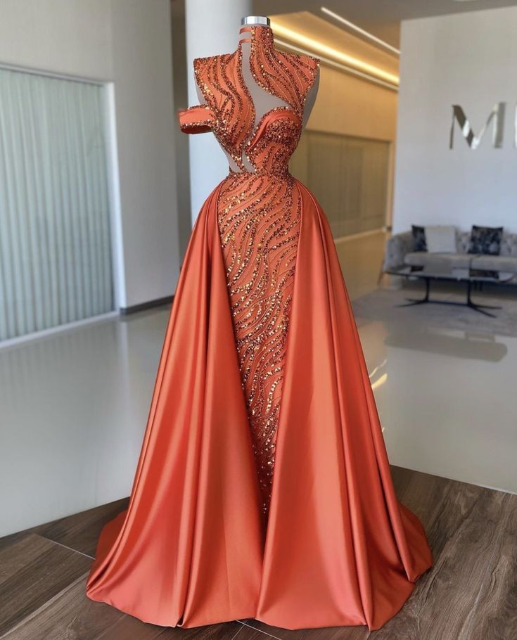 Grachidex's tweet photo. Ladies pick a dress https://t.co/gpdZRhBUVo