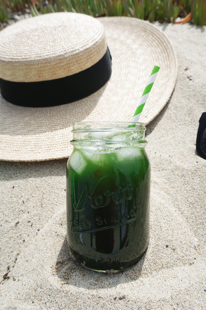 sunchlorellausa's tweet image. Weekend vibes, chlorella style! ✨ 

Let's make it a day of feeling good and living well! 🌞🌿

bit.ly/3DlTT2g

#HappyWeekend #WeekendEscape #WeekendChill #WeekendMagic #WeekendVibes #SaturdayVibes #SaturdayMood #LazySaturday #SunnySaturdays #SaturdayChill