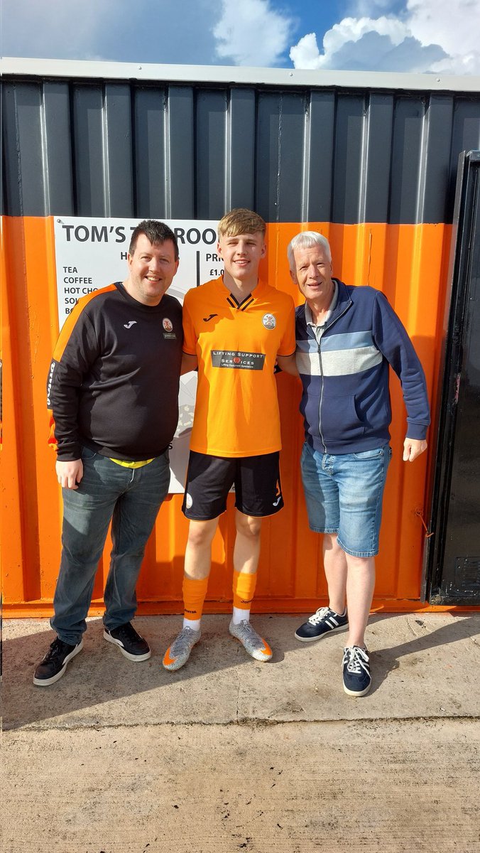 HCIFC's tweet photo. Full time.

Colliery 3-1 @kivomwfc 

We get our first 3 points on the board for this season.

Man of the Match today picked by @Chris_Forsyth29 and Ian is @joshfraiwald https://t.co/e8TcBHhHt4