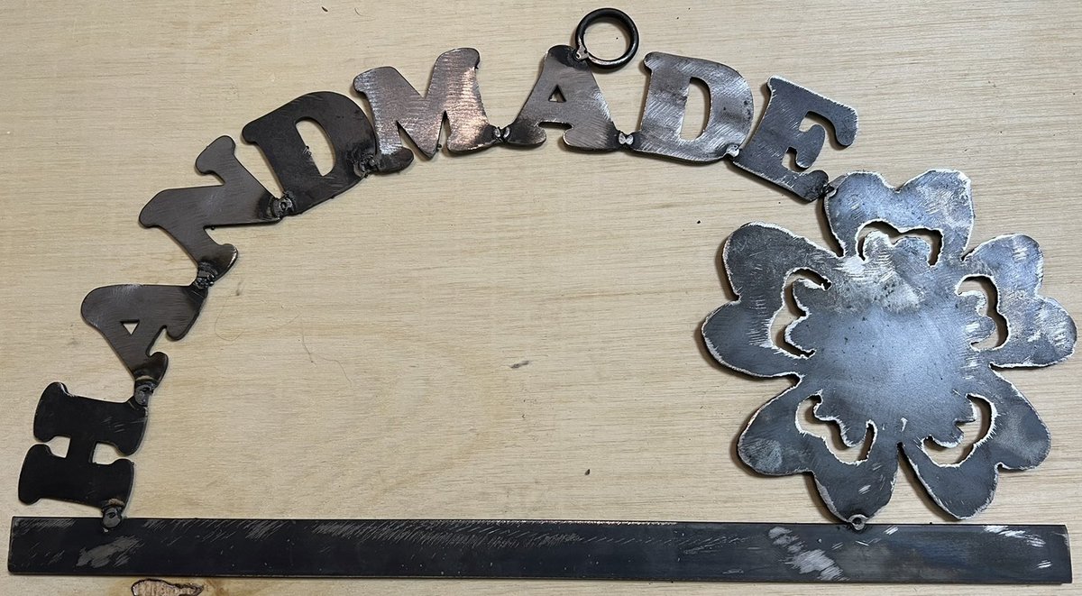 HandmadeSaty's tweet photo. 初めてDIYショーに参加♪

そして溶接も初チャレンジ！
めちゃ難しかったけど楽しい！！

有名YouTuberさんとも会えてめちゃ楽しい1日でしたぁ♪

次も行きたい♪«٩(*´ ꒳ `*)۶»

#DIY https://t.co/QzhGhxBAqn