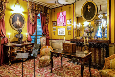 parisladouce's tweet photo. Paris : Musée de la Vie Romantique, institution culturelle dédiée aux artistes du XIXème siècle - IXème
https://t.co/HLOCe6jiYl
#paris #paris9 #museedelavieromantique #xixemesiecle #musee #patirmoine #parispatrimoine #patrimoineparis #aryscheffer #georgesand #parismusees https://t.co/CYH7Q13wnC