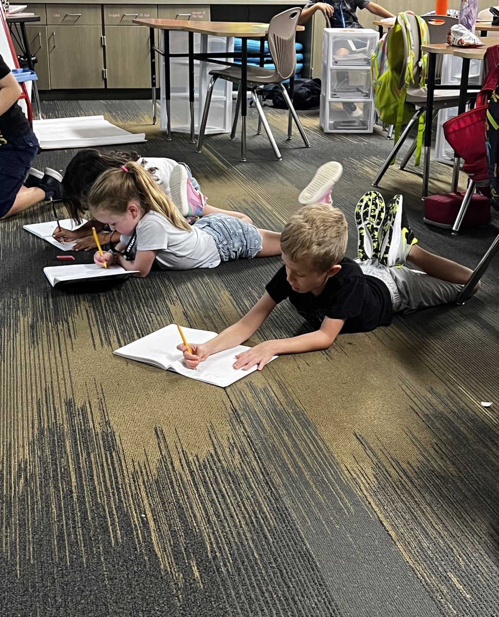 LauraDey22's tweet photo. We have completed our 1st full week! I am incredibly proud of the little community we have created in such a short time. 2nd grade is definitely #readyforthenextphase  @CimarronElem https://t.co/RfZy9aJMrH