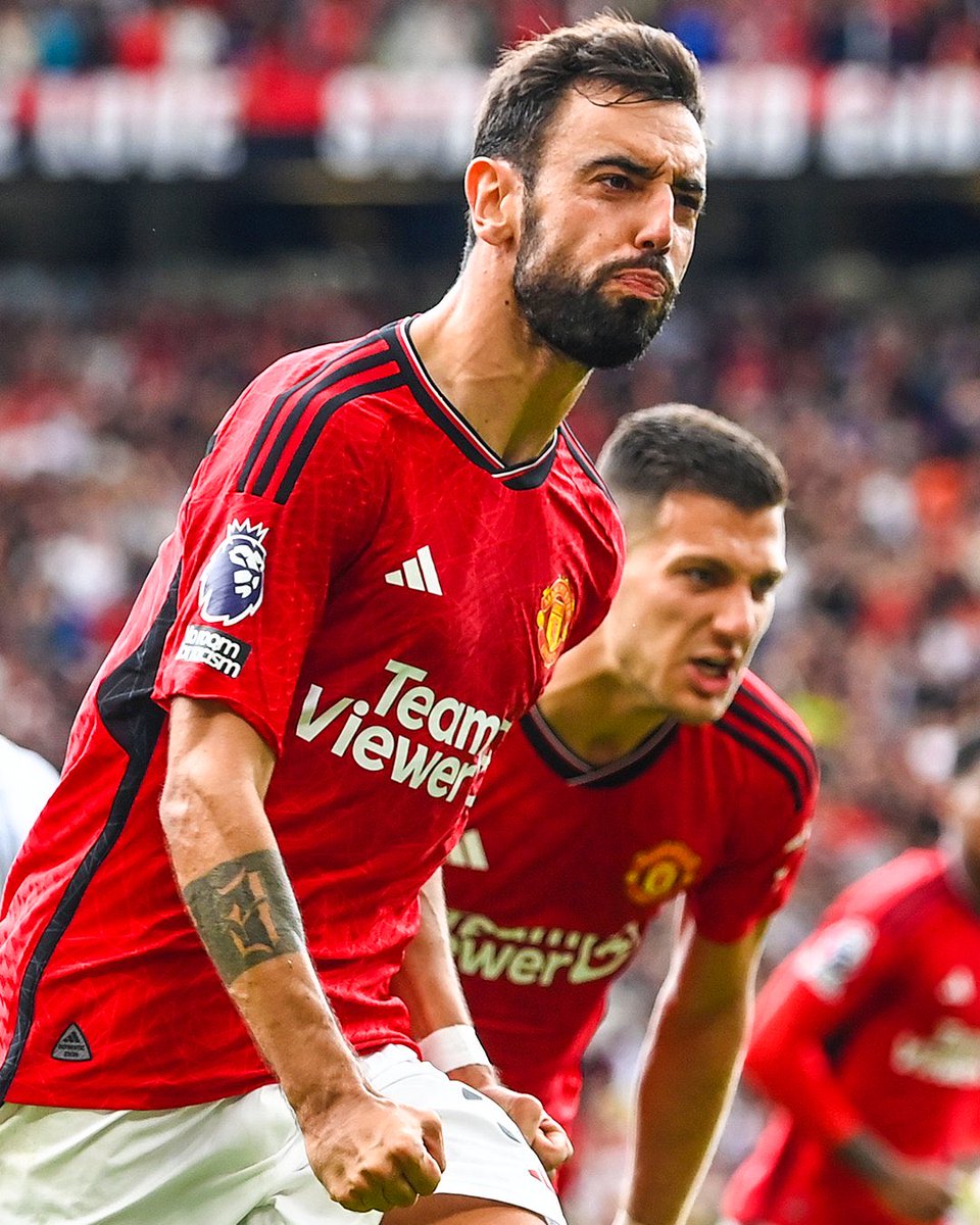 centredevils's tweet photo. This is a Bruno Fernandes 𝐌𝐀𝐒𝐒𝐈𝐕𝐄 appreciation post. ❤️ https://t.co/EAoEnJmRg0