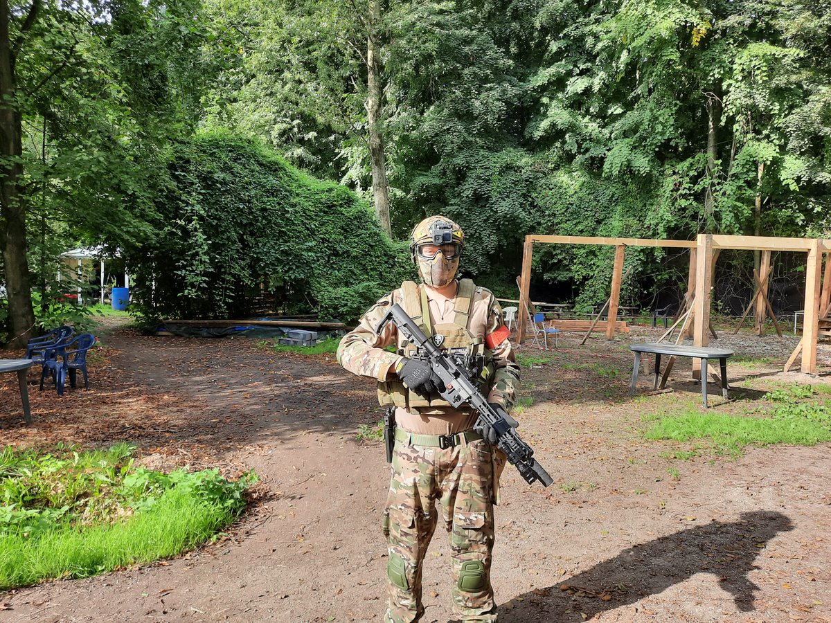 gamb251's tweet photo. Balls And Arrows Lelystad

#ballsandarrows
#airsoft https://t.co/aaYEI7WdG9