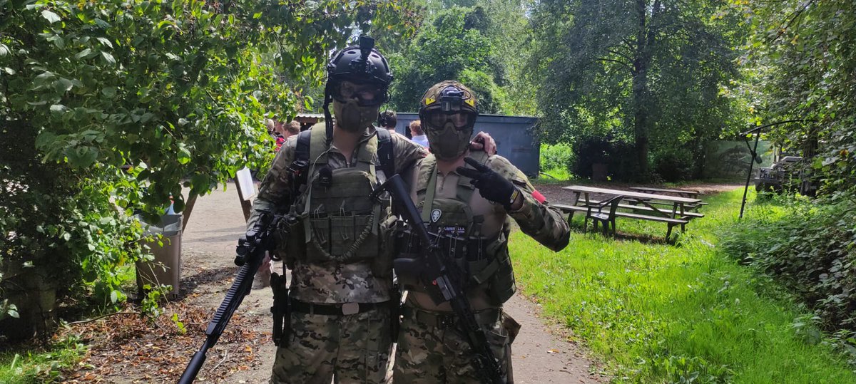 gamb251's tweet photo. Balls And Arrows Lelystad

#ballsandarrows
#airsoft https://t.co/aaYEI7WdG9
