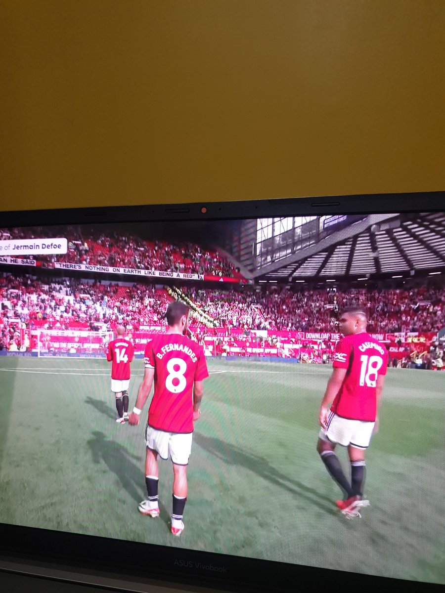 basak26souvik's tweet photo. Our heroes today 🔴
#MUNNOT #PremierLeague @B_Fernandes8 @ChrisEriksen8 @Casemiro #MUFC https://t.co/DtiPkYuv8m