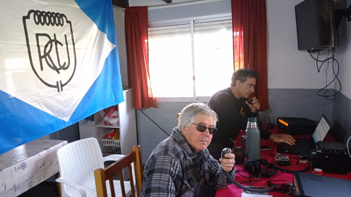 RCU_CX1AA's tweet photo. Desde Paso de los Toros estación CX90RCU 90 Aniversario del Radio Club Uruguayo @RCU_CX1AA #hamradio https://t.co/ICJPXJqb3U