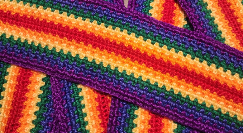 MC_Etching's tweet photo. Next booth holds the beautiful crochet work of
@the_phoenixpath

Stock items available as well as custom commissions! Scarfs, blankets, cozies and more!  You can find their wares at https://t.co/m8btTJz3gT https://t.co/fUMj2RT2bX