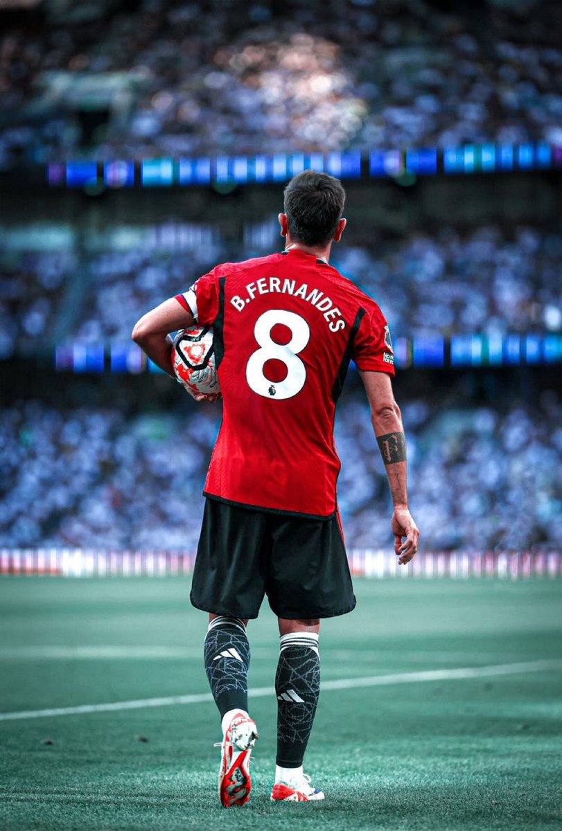 korex_222's tweet photo. Bruno fernandes appreciation post.

No Manchester United fan will pass without retweeting.

#MUNNFO #ARSFUL https://t.co/GGUza6amVO