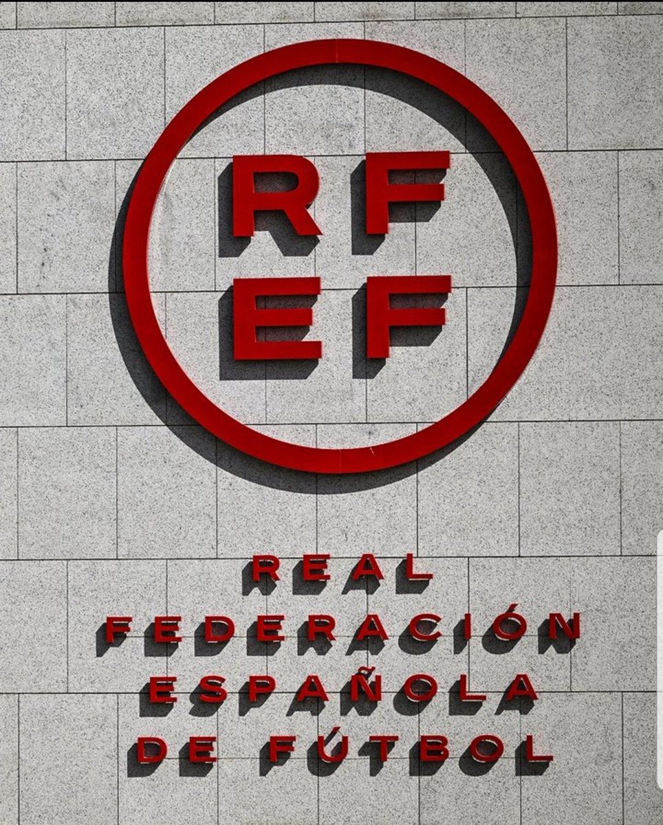 EqualKicks's tweet photo. 𝐓𝐡𝐞 𝐞𝐧𝐭𝐢𝐫𝐞 🇪🇸s𝐩𝐚𝐧𝐢𝐬𝐡 𝐰𝐨𝐦𝐞𝐧'𝐬 𝐧𝐚𝐭𝐢𝐨𝐧𝐚𝐥 𝐭𝐞𝐚𝐦 𝐜𝐨𝐚𝐜𝐡𝐢𝐧𝐠 𝐬𝐭𝐚𝐟𝐟 𝐚𝐬𝐢𝐝𝐞 𝐡𝐞𝐚𝐝 𝐜𝐨𝐚𝐜𝐡 𝐉𝐨𝐫𝐠𝐞 𝐕𝐢𝐥𝐝𝐚 𝐡𝐚𝐯𝐞 𝐫𝐞𝐬𝐢𝐠𝐧𝐞𝐝 𝐢𝐧 𝐩𝐫𝐨𝐭𝐞𝐬𝐭 𝐨f RFEF, 𝐋𝐮𝐢𝐬 𝐑𝐮𝐛𝐢𝐚𝐥𝐞𝐬.

#equalkicks
#footballnews https://t.co/oife3Zaw2q