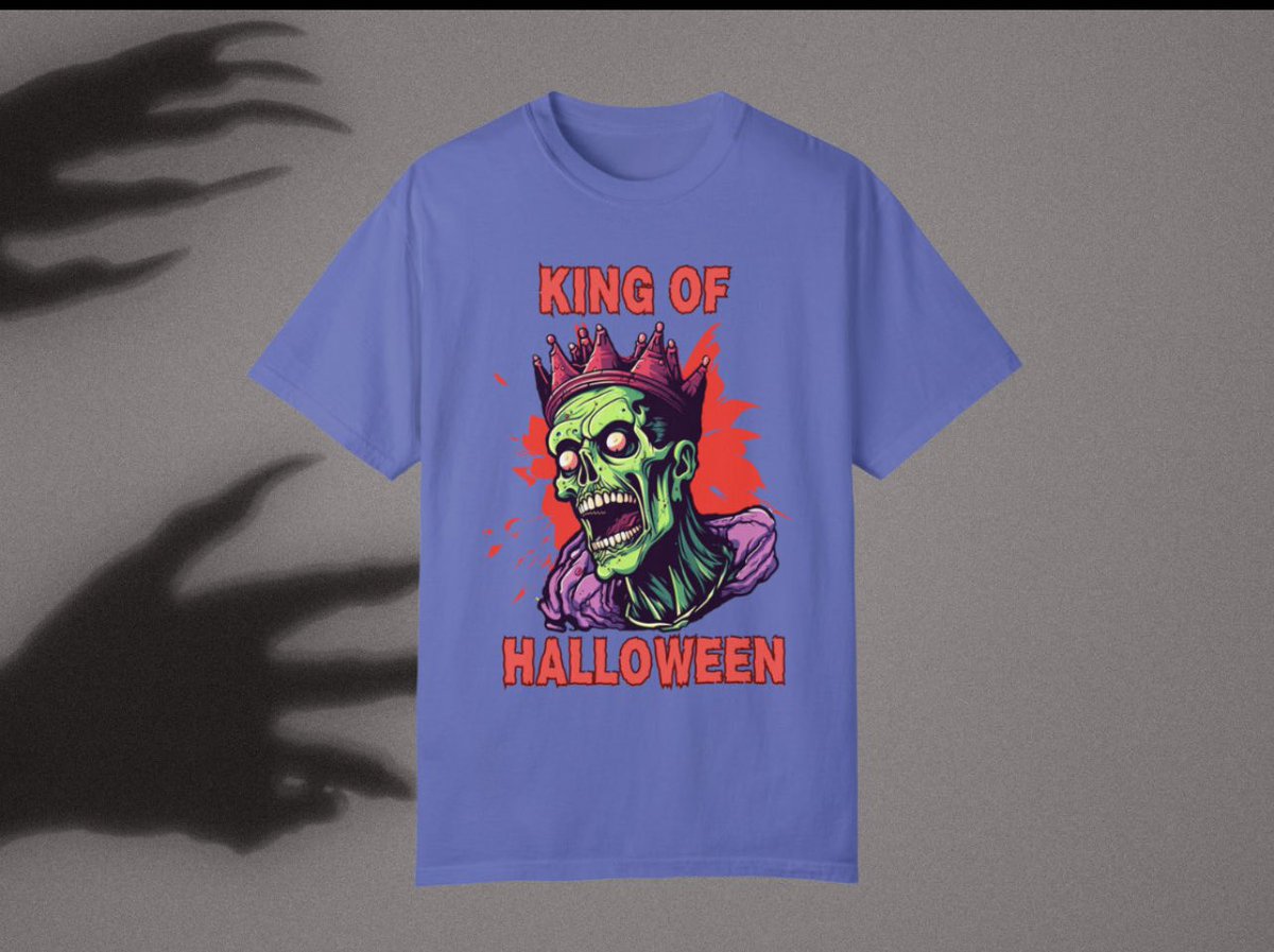 King Of Halloween 👑㊗️

- 100% cotton 
- starting at $23.99
- free shipping 
- 7 colors

Must have for Halloween lovers…🦇

#Halloween2023 #halloweenshirt #King #HalloweenKnights